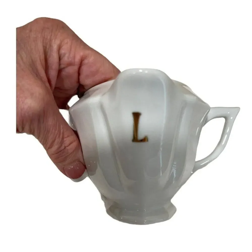 France Veritable Porcelaine Fat and Lean Double Spout Gravy Boat